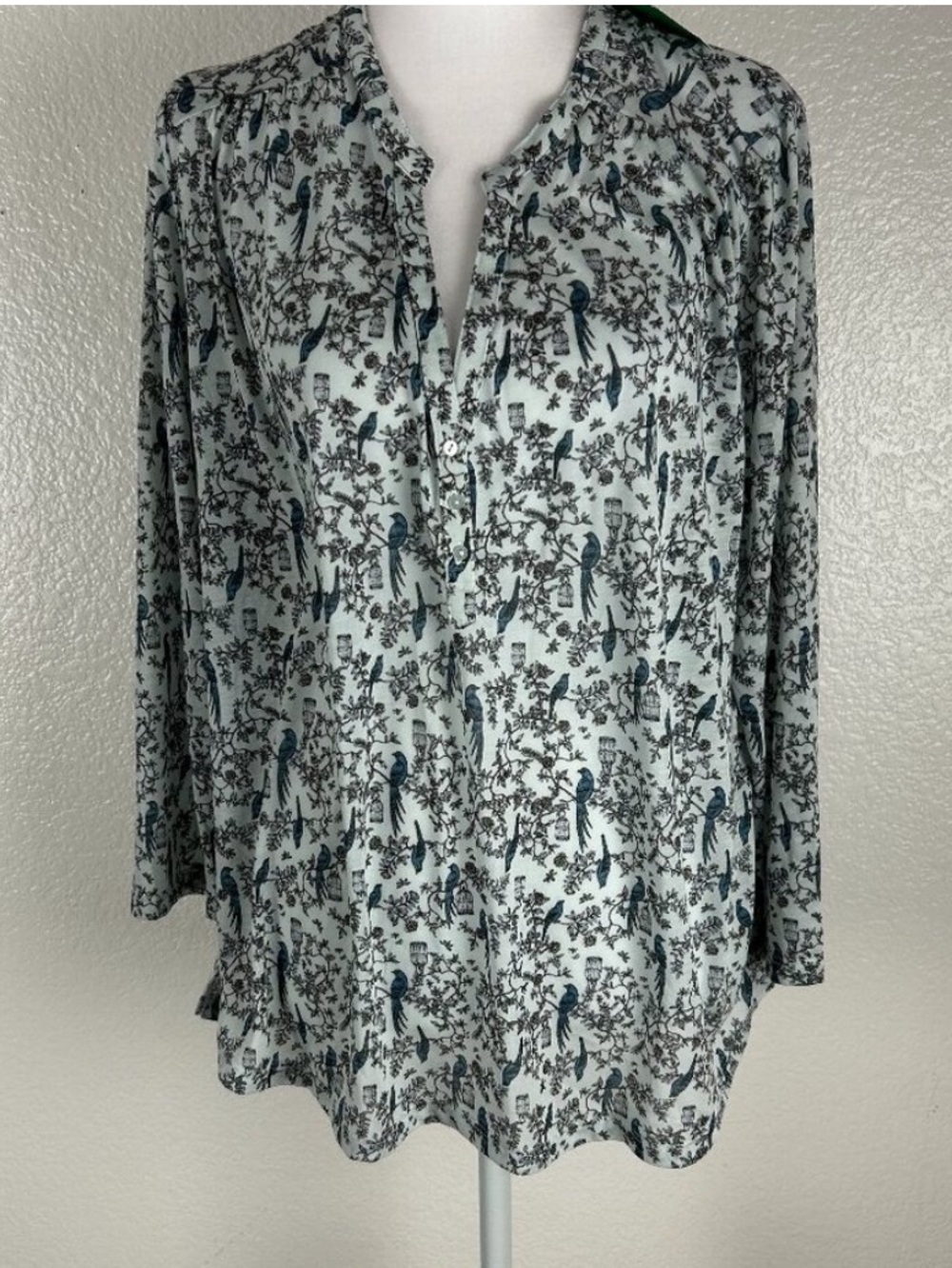 H&M Light Blue Floral & Bird Print Long Sleeve soft lightweight Blouse Large